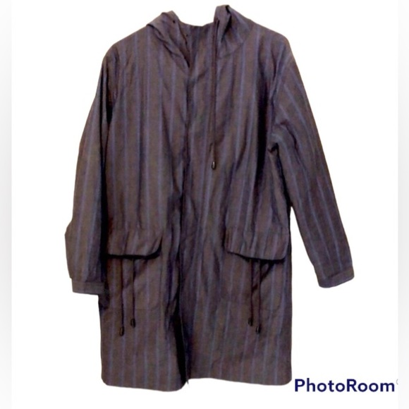 LIGHT Stripe Trench 🌧 - Picture 1 of 5